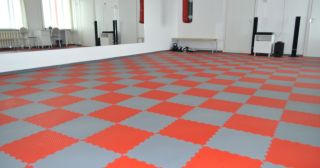 Резиновое покрытие для спортзала Тобольск, цена от 889 руб.